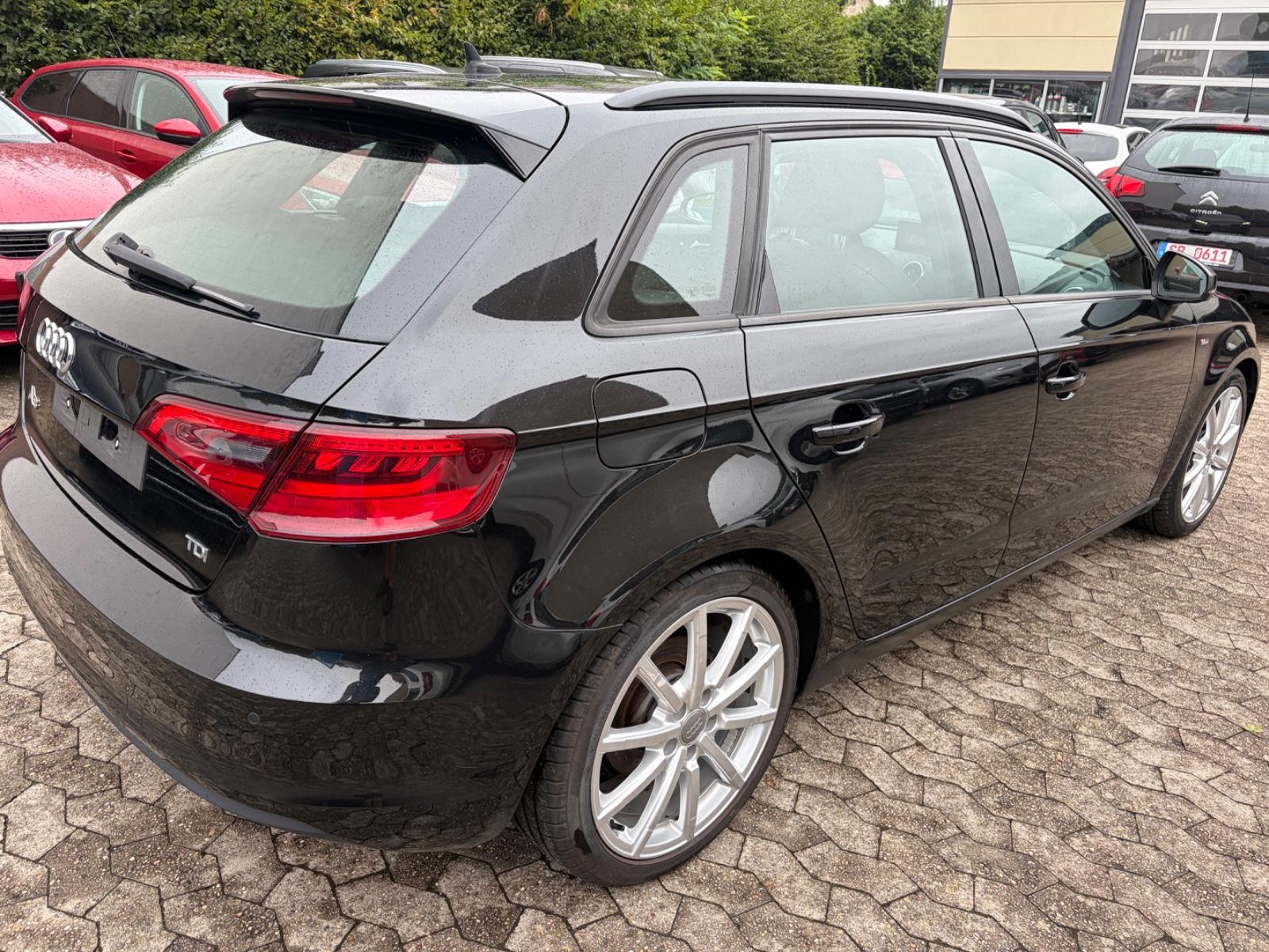 Audi A3 Sportback S line Ansicht 3