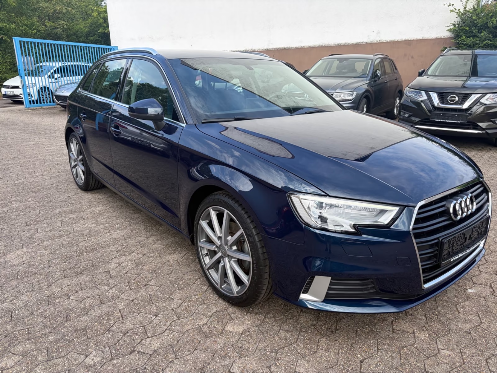 Audi A3 Sportback 30 sport Ansicht 2
