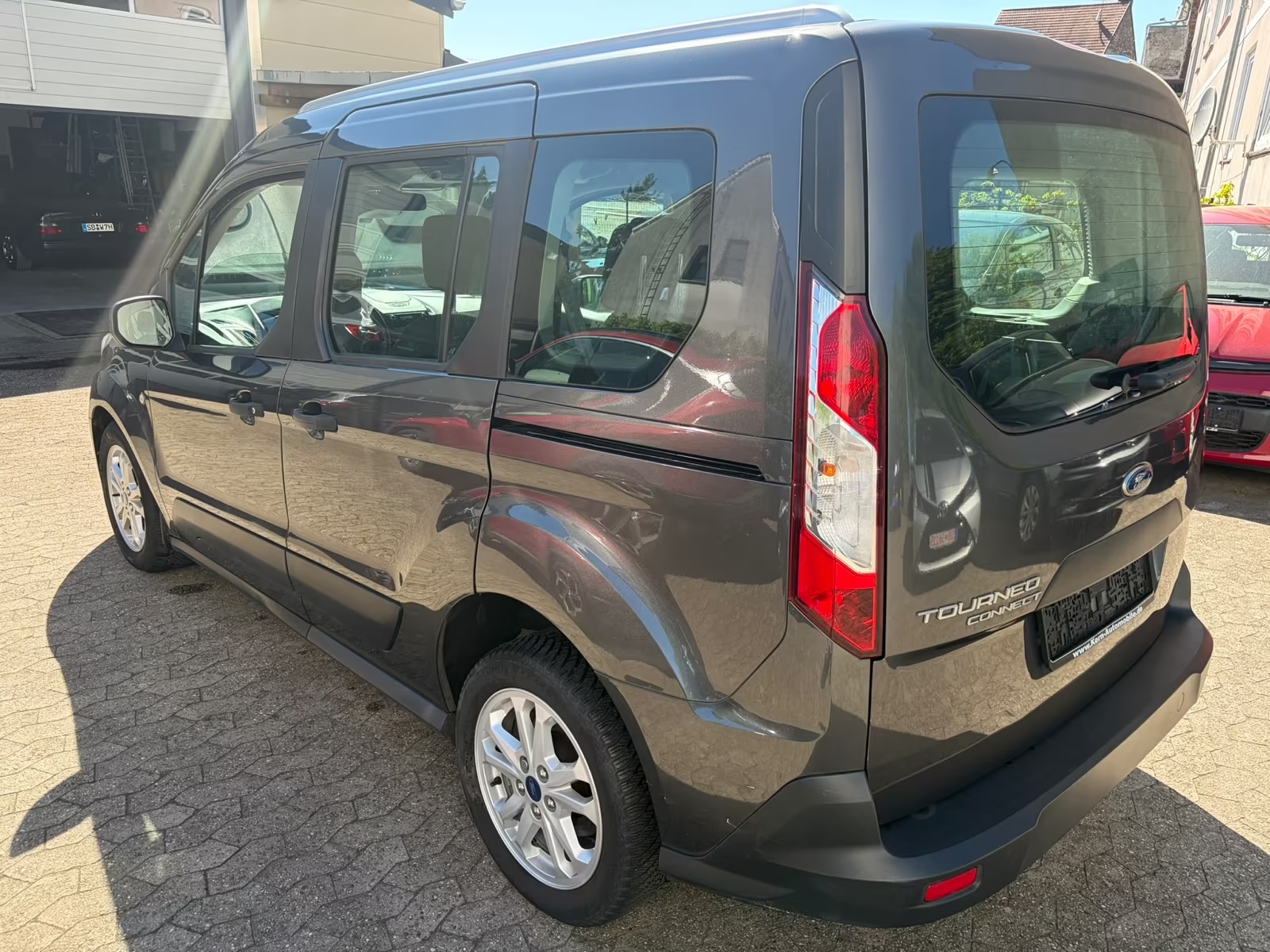 Ford Tourneo Connect Trend Ansicht 6