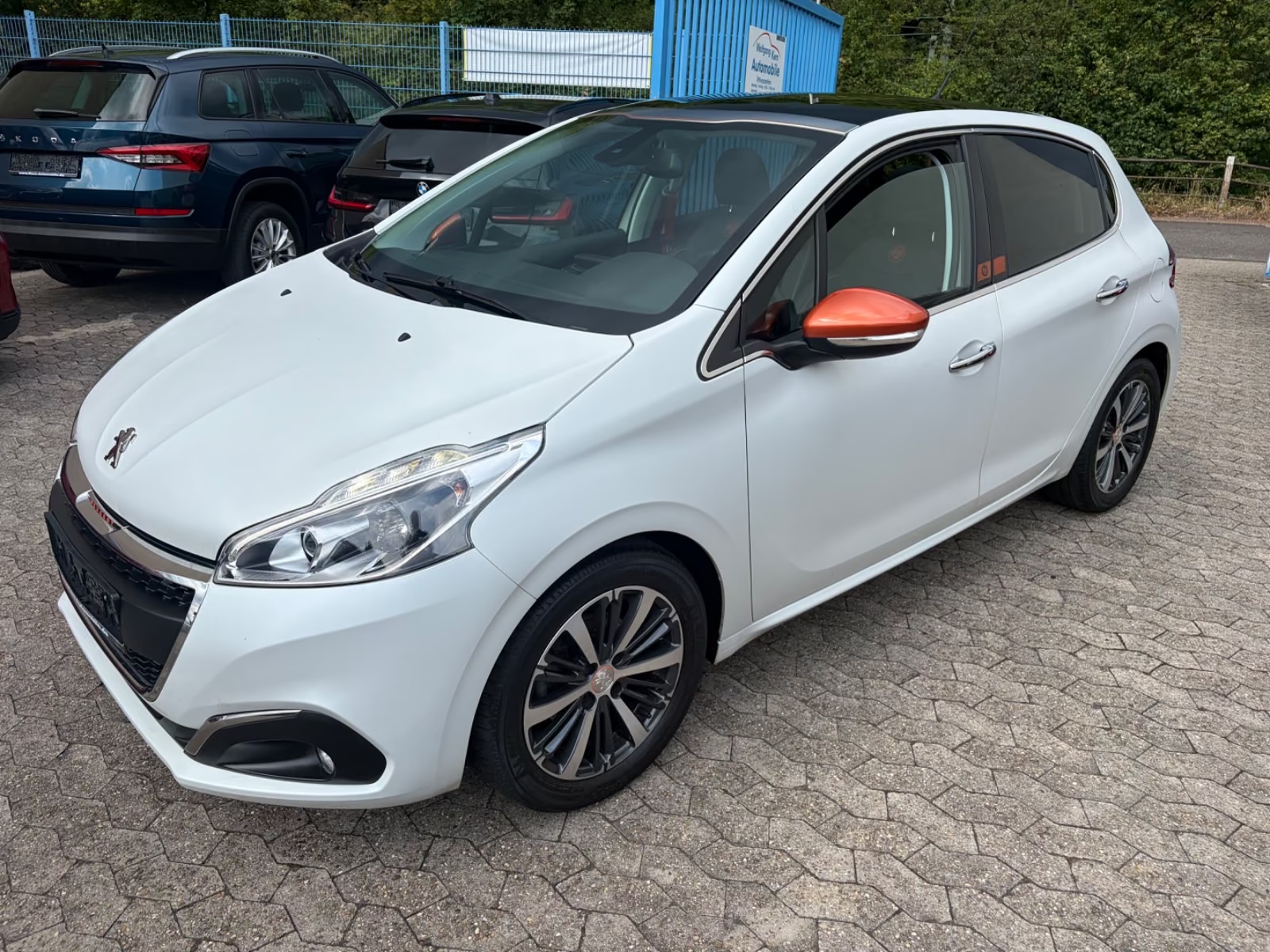 Peugeot 208 Roland Garros