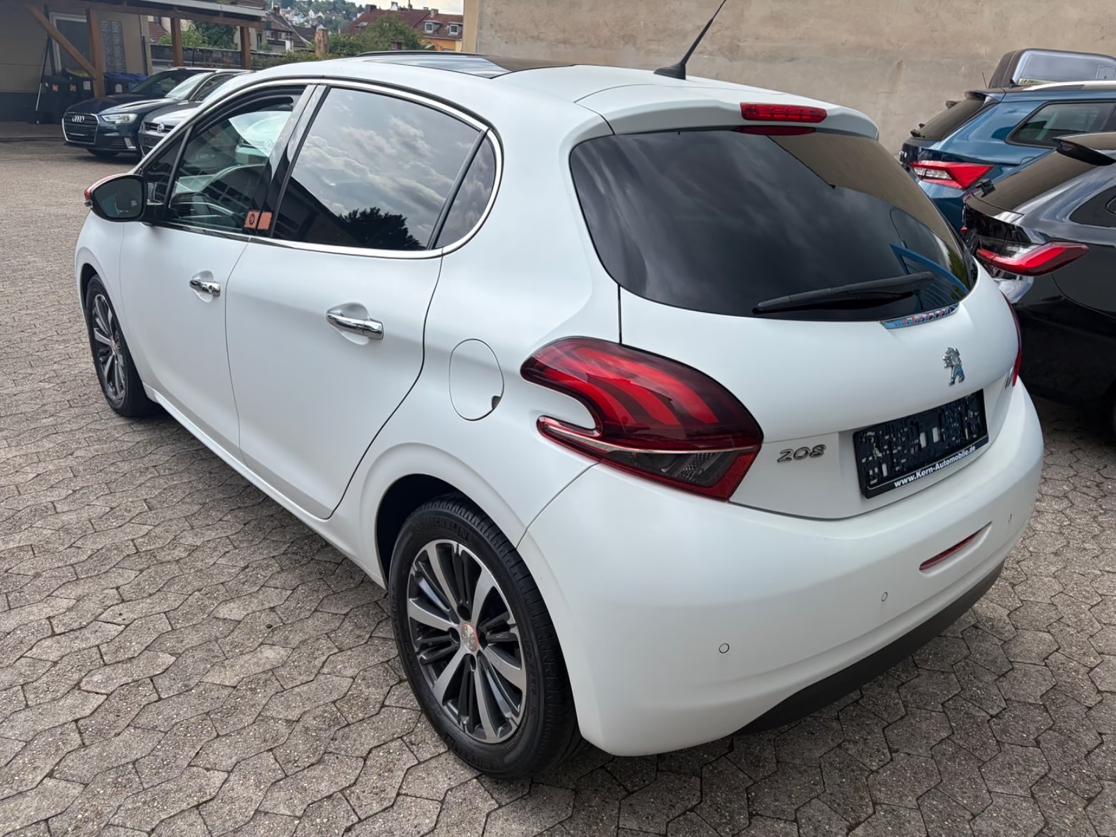 Peugeot 208 Roland Garros Ansicht 2