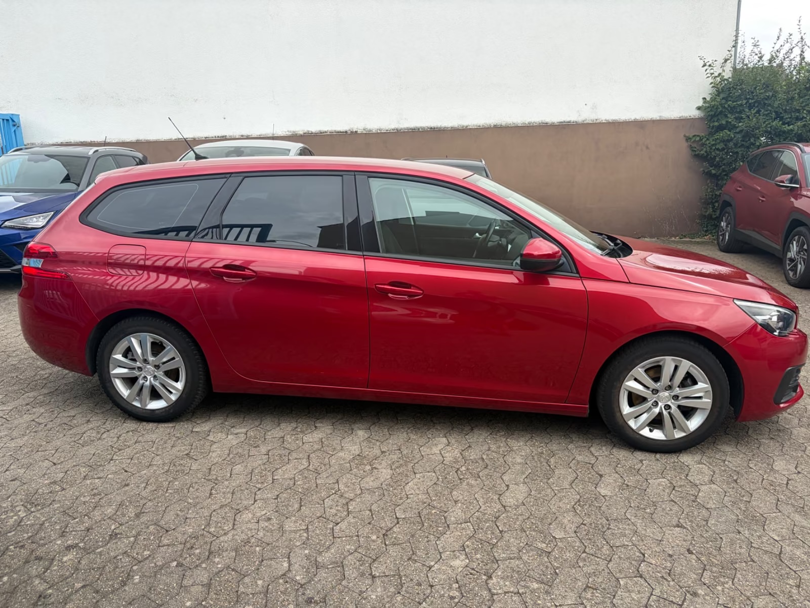 Peugeot 308 SW Active Ansicht 4