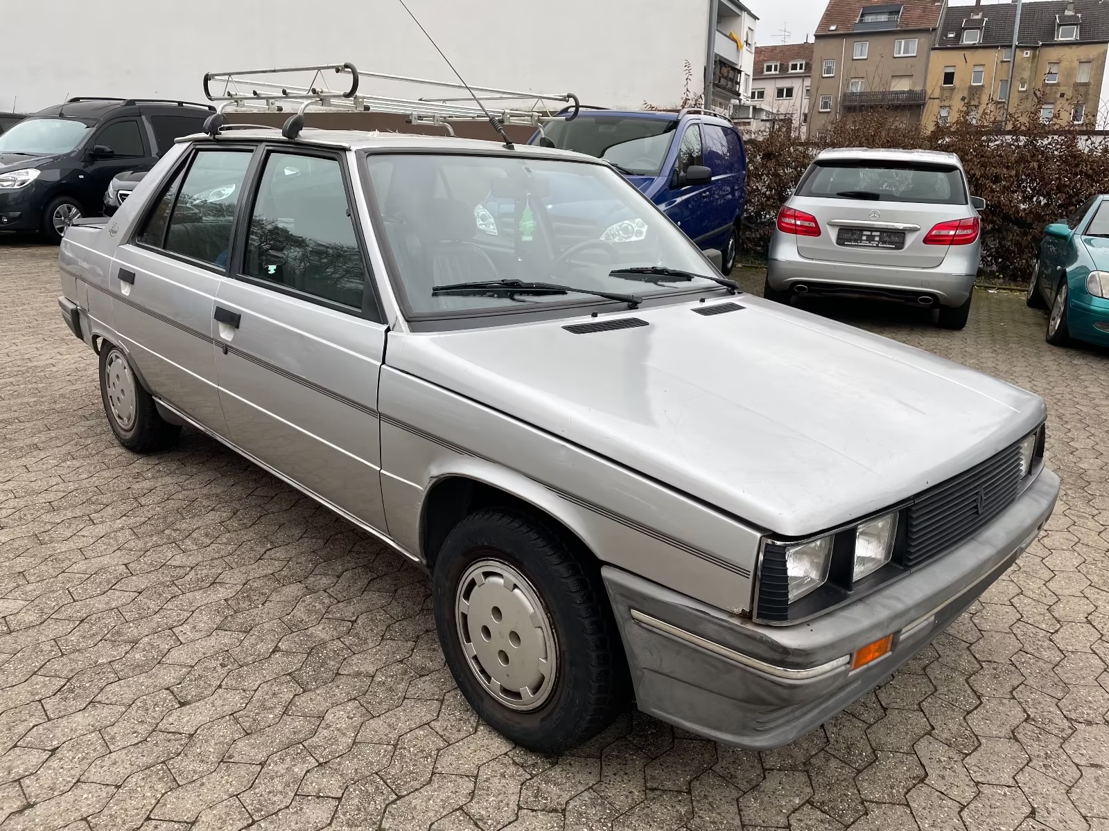 Renault R 9 Ansicht 3