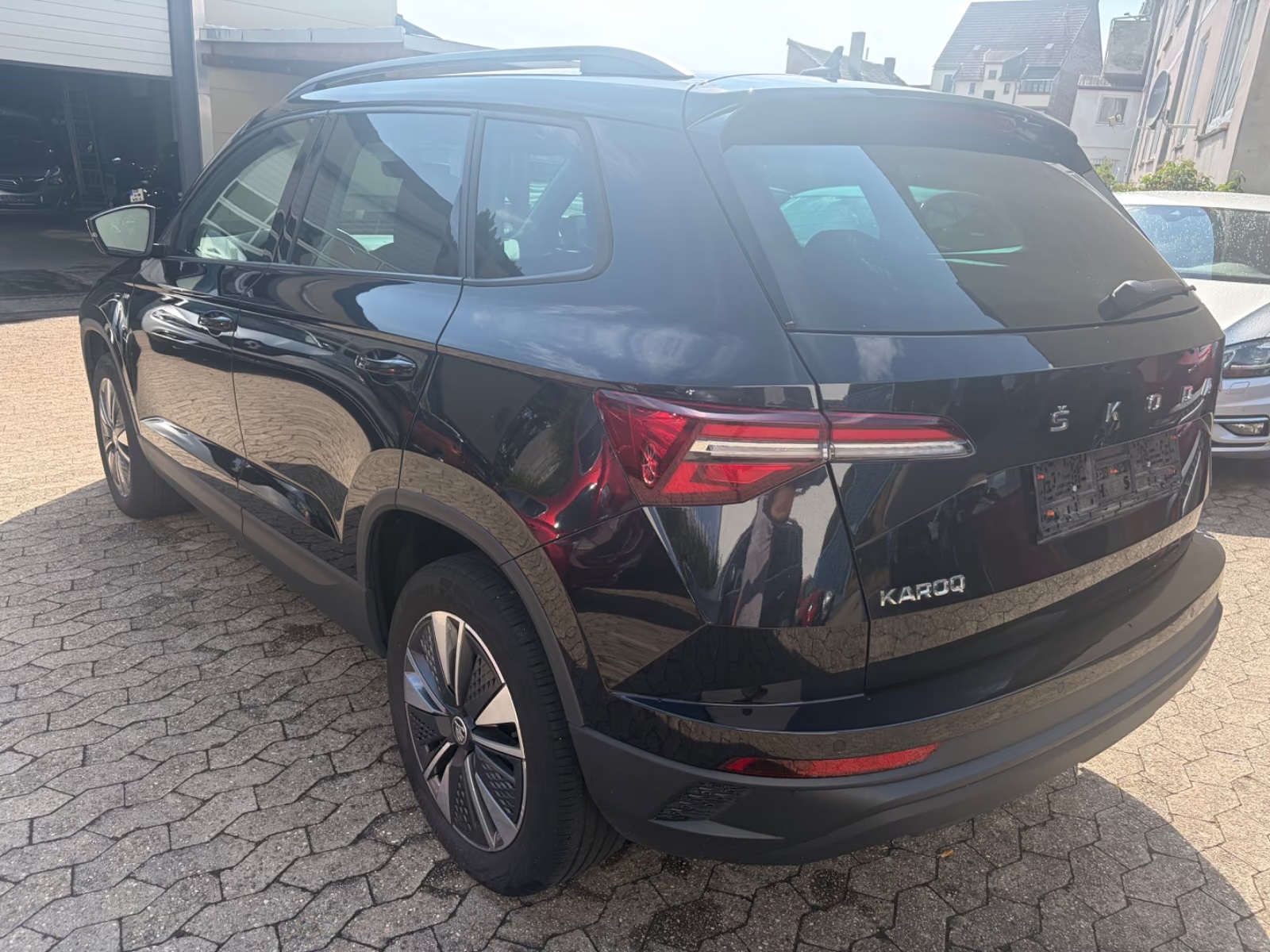 Skoda Karoq TOUR Ansicht 6